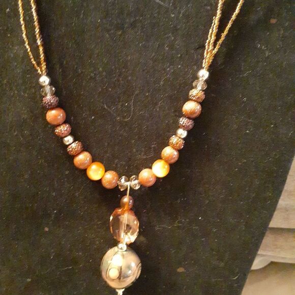 HANDBEADED PENDANT/3 STRAND NECKLACE 17" - Picture 6 of 6